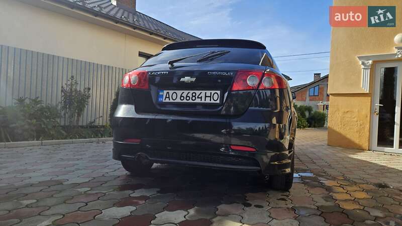 Хетчбек Chevrolet Lacetti 2007 в Ужгороді
