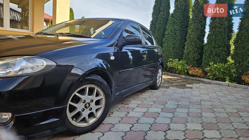 Хетчбек Chevrolet Lacetti 2007 в Ужгороді
