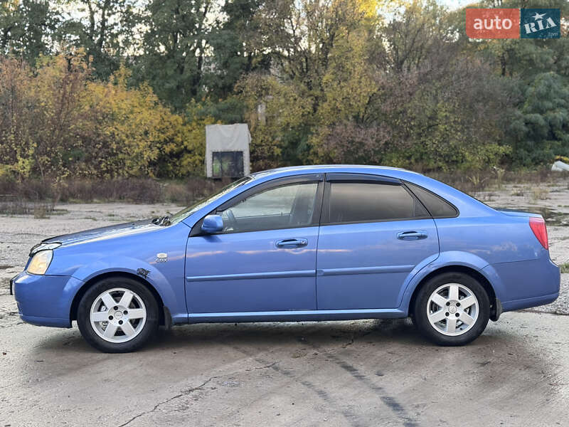 Седан Chevrolet Lacetti 2005 в Чернігові