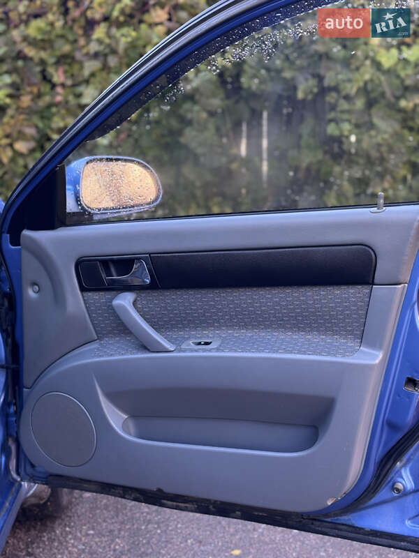 Седан Chevrolet Lacetti 2005 в Чернігові