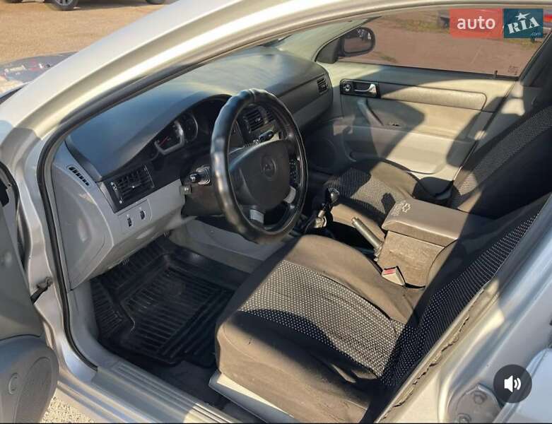 Седан Chevrolet Lacetti 2006 в Изюме фото 6 Седан Chevrolet Lacetti 2006 в Изюме