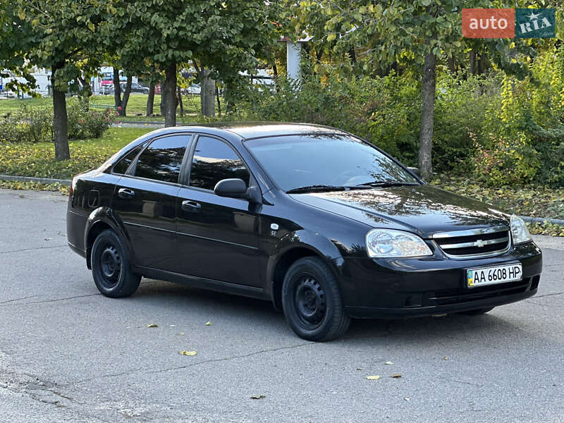 Седан Chevrolet Lacetti 2008 в Умани