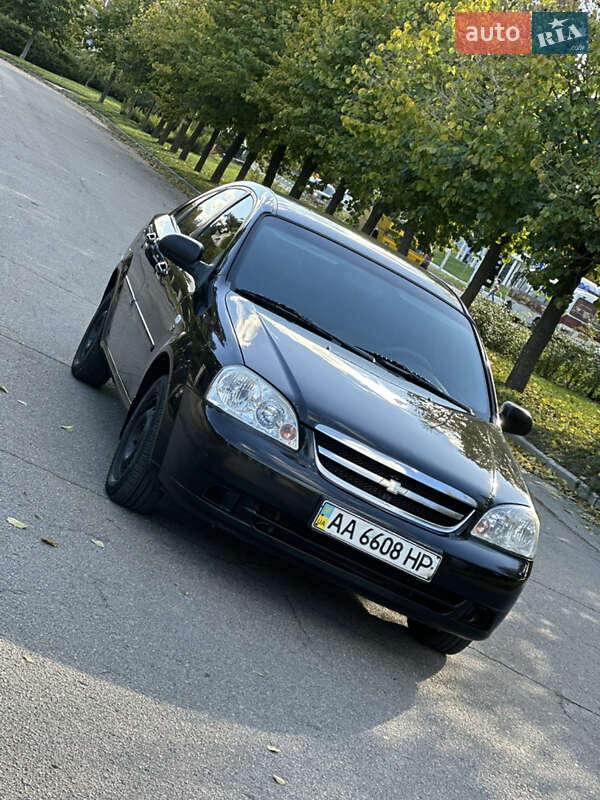 Седан Chevrolet Lacetti 2008 в Умани