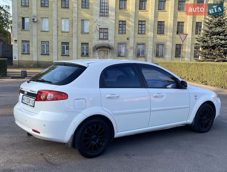 Хетчбек Chevrolet Lacetti 2005 в Кам'янському фото 3 Хетчбек Chevrolet Lacetti 2005 в Кам'янському