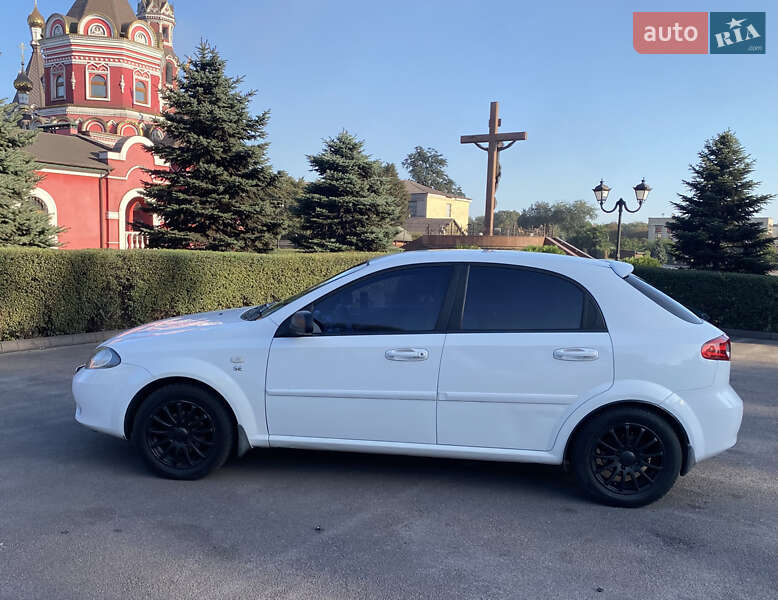Хетчбек Chevrolet Lacetti 2005 в Кам'янському фото 7 Хетчбек Chevrolet Lacetti 2005 в Кам'янському