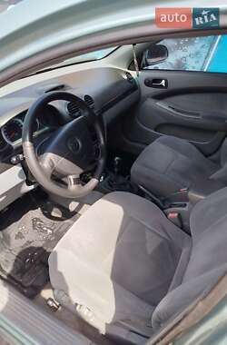 Универсал Chevrolet Lacetti 2006 в  фото 8 Универсал Chevrolet Lacetti 2006 в