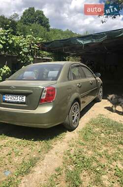 Седан Chevrolet Lacetti 2005 в Ужгороді