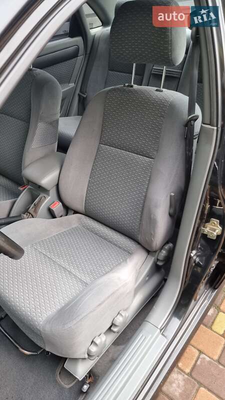 Седан Chevrolet Lacetti 2004 в Киеве