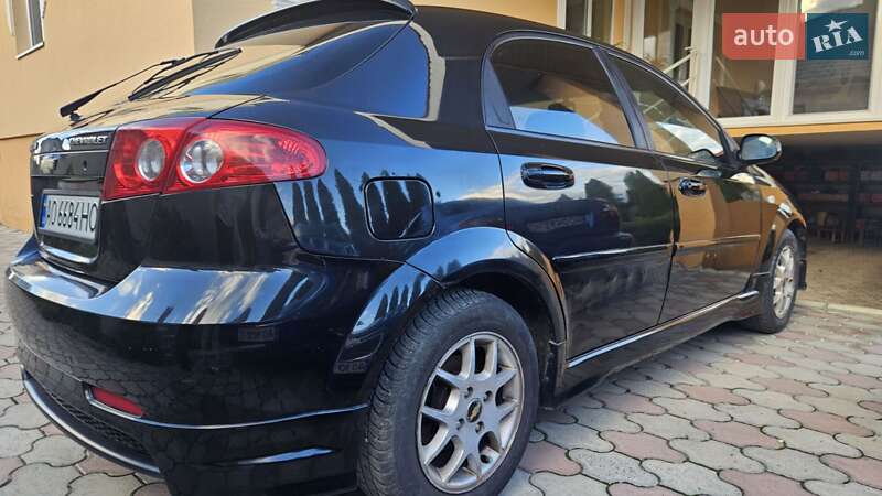 Хетчбек Chevrolet Lacetti 2007 в Ужгороді