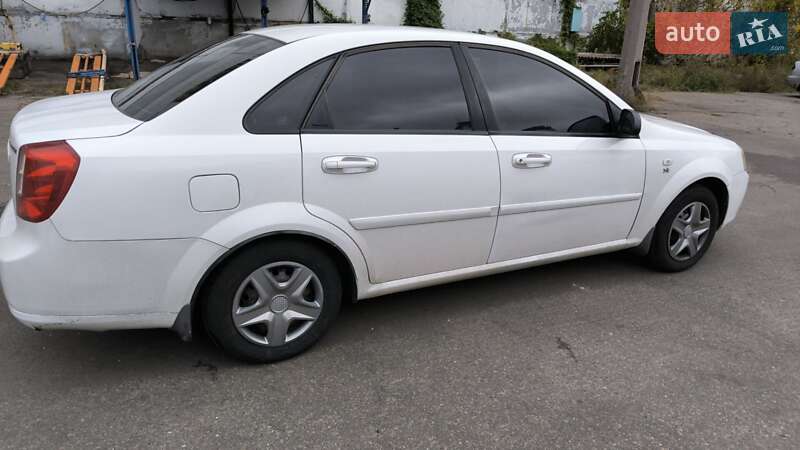 Седан Chevrolet Lacetti 2005 в Києві