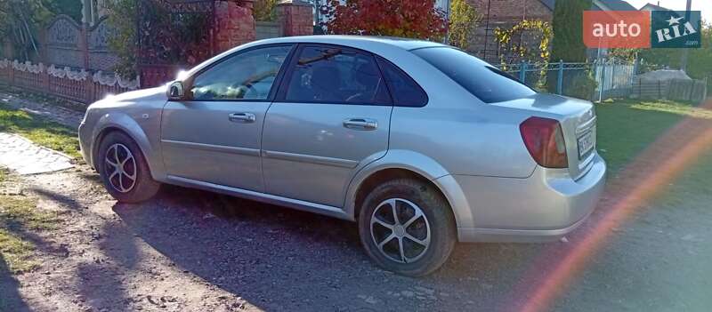 Chevrolet Lacetti 2004