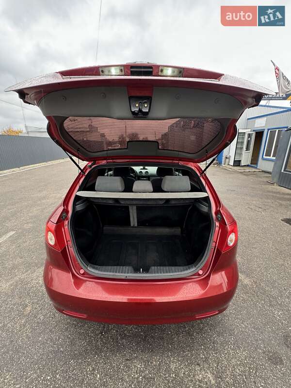Хэтчбек Chevrolet Lacetti 2006 в Каменке фото 11 Хэтчбек Chevrolet Lacetti 2006 в Каменке