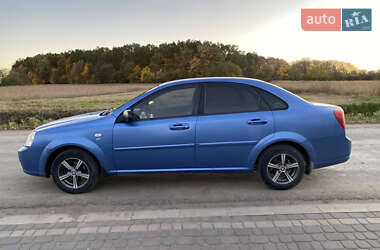 Седан Chevrolet Lacetti 2007 в  фото 6 Седан Chevrolet Lacetti 2007 в