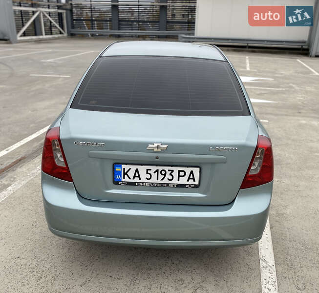 Седан Chevrolet Lacetti 2005 в Києві