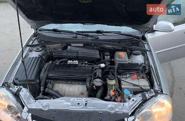 Седан Chevrolet Lacetti 2006 в  фото 13 Седан Chevrolet Lacetti 2006 в