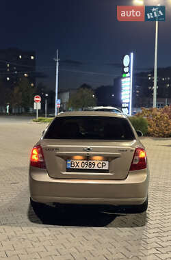 Седан Chevrolet Lacetti 2005 в  фото 5 Седан Chevrolet Lacetti 2005 в