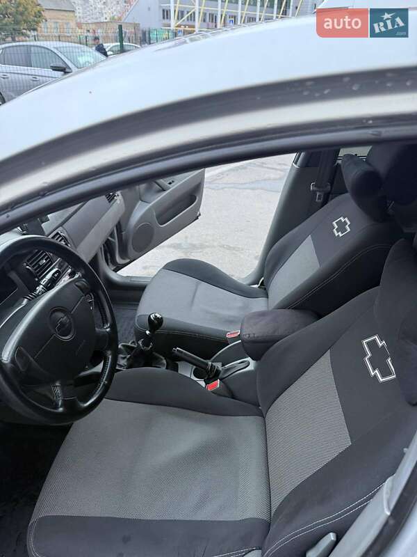 Седан Chevrolet Lacetti 2006 в Киеве