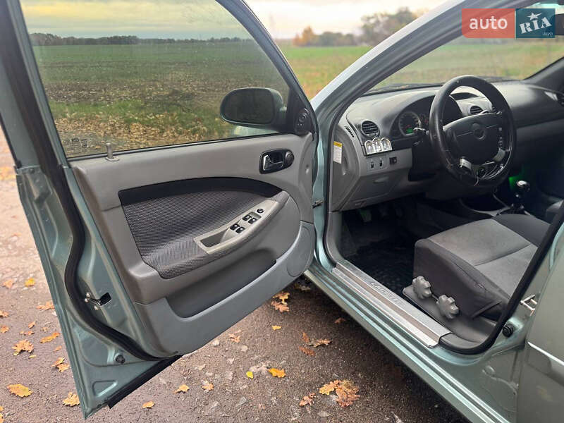 Хэтчбек Chevrolet Lacetti 2007 в Тараще фото 10 Хэтчбек Chevrolet Lacetti 2007 в Тараще