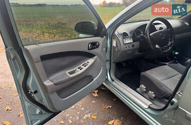 Хетчбек Chevrolet Lacetti 2007 в  фото 10 Хетчбек Chevrolet Lacetti 2007 в