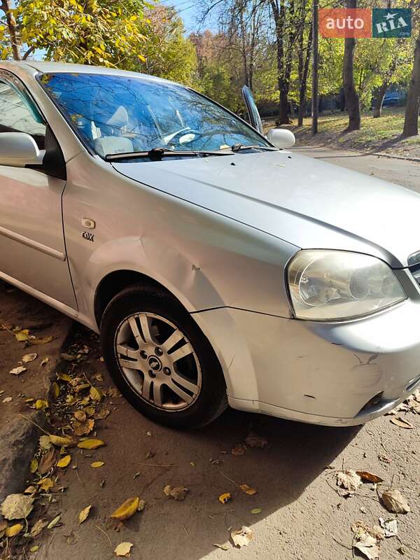 Седан Chevrolet Lacetti 2005 в Дніпрі