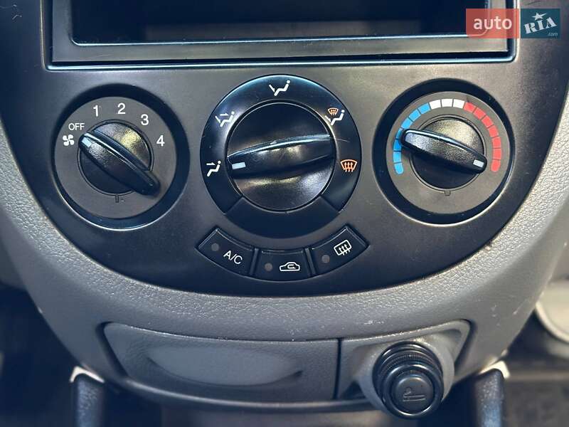Седан Chevrolet Lacetti 2005 в Днепре фото 14 Седан Chevrolet Lacetti 2005 в Днепре