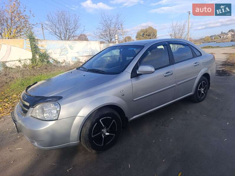 Седан Chevrolet Lacetti 2012 в Кагарлыке