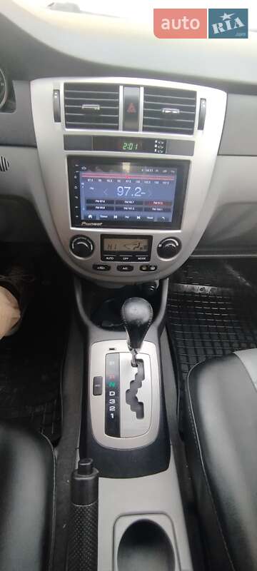 Седан Chevrolet Lacetti 2005 в Александрие