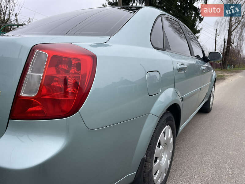 Седан Chevrolet Lacetti 2008 в Чернигове