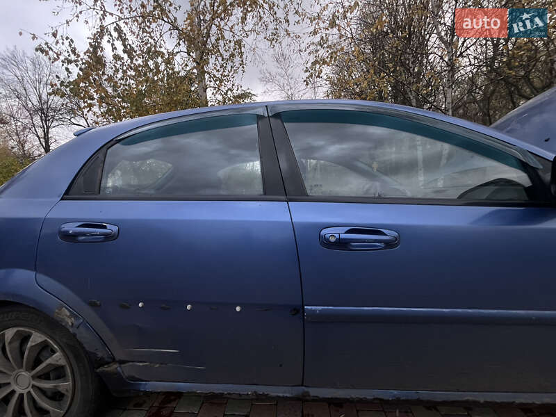 Хэтчбек Chevrolet Lacetti 2006 в Миргороде