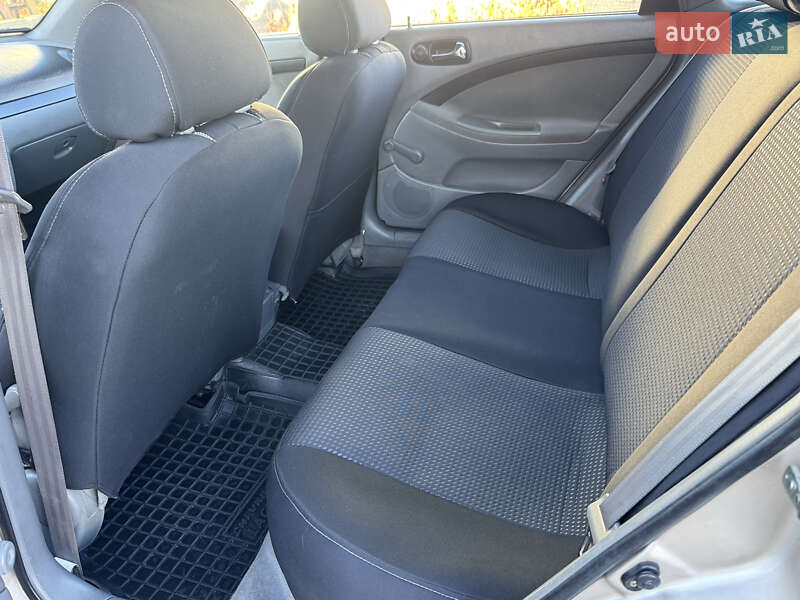 Универсал Chevrolet Lacetti 2012 в Дрогобыче