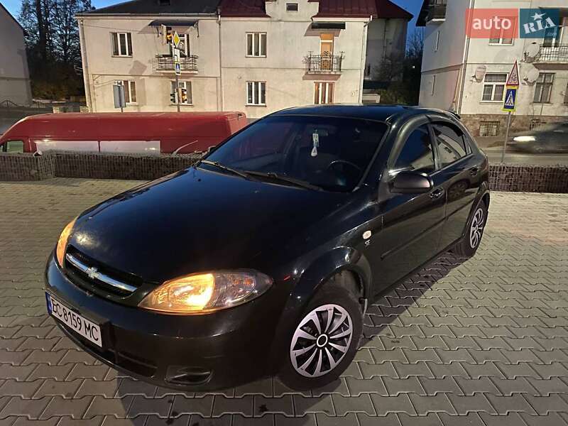 Хэтчбек Chevrolet Lacetti 2008 в Львове фото 4 Хэтчбек Chevrolet Lacetti 2008 в Львове