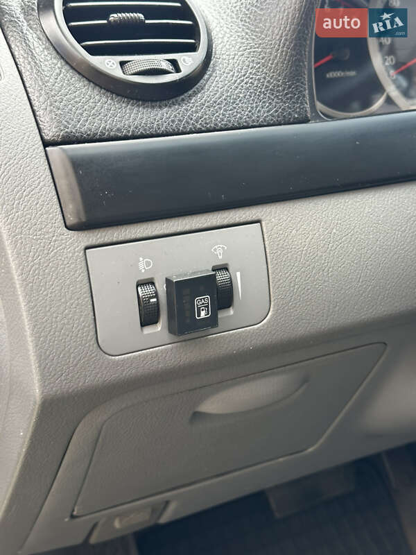 Хэтчбек Chevrolet Lacetti 2004 в Львове