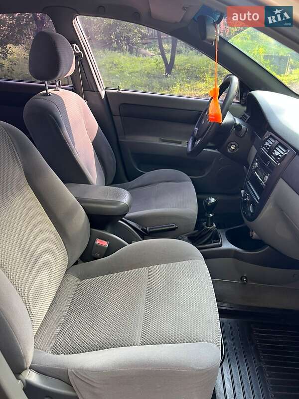 Седан Chevrolet Lacetti 2008 в Чернигове