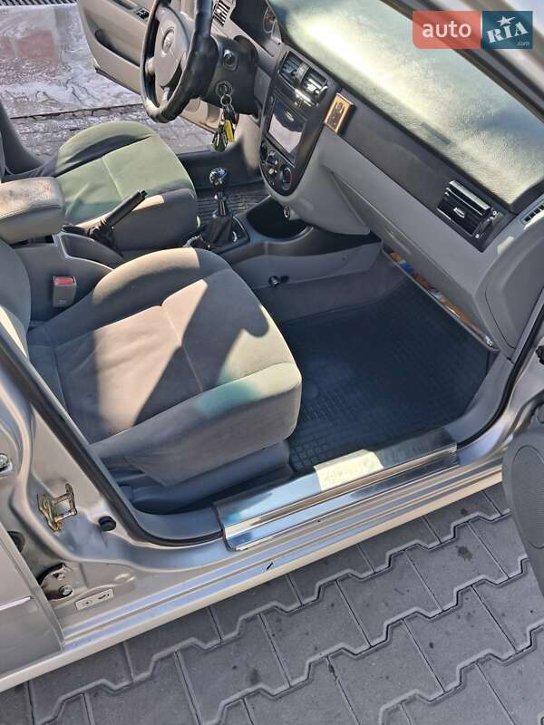 Седан Chevrolet Lacetti 2006 в Білогородці