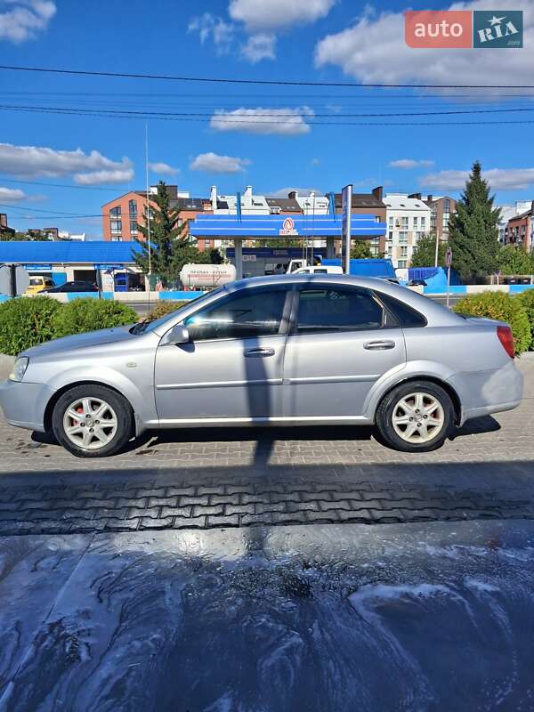 Седан Chevrolet Lacetti 2006 в Білогородці