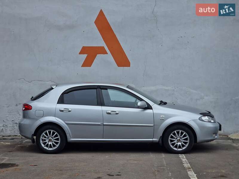 Хэтчбек Chevrolet Lacetti 2005 в Одессе фото 19 Хэтчбек Chevrolet Lacetti 2005 в Одессе