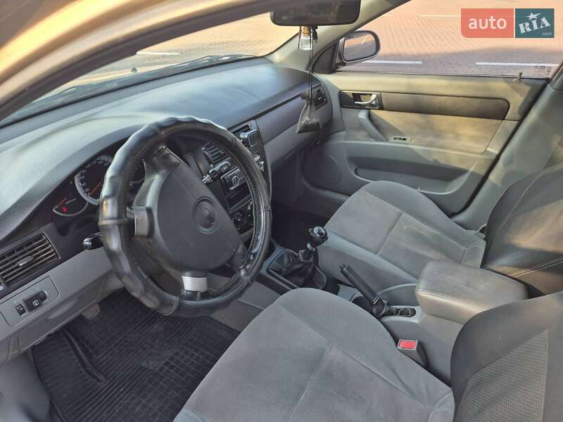 Седан Chevrolet Lacetti 2007 в Києві фото 12 Седан Chevrolet Lacetti 2007 в Києві