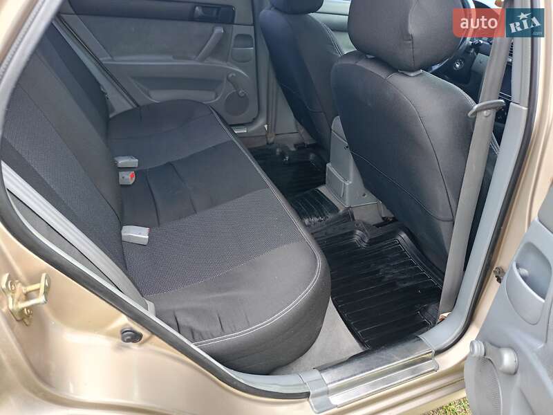 Седан Chevrolet Lacetti 2005 в Малиновке фото 10 Седан Chevrolet Lacetti 2005 в Малиновке