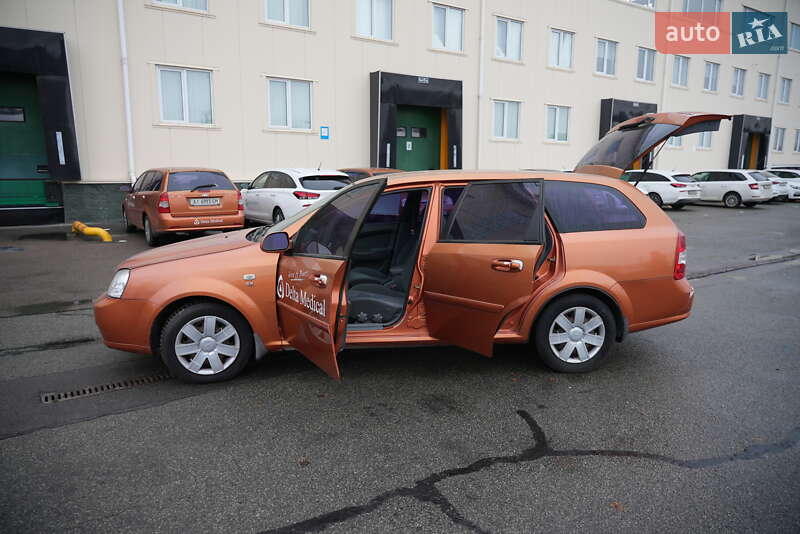 Универсал Chevrolet Lacetti 2006 в Вишневом