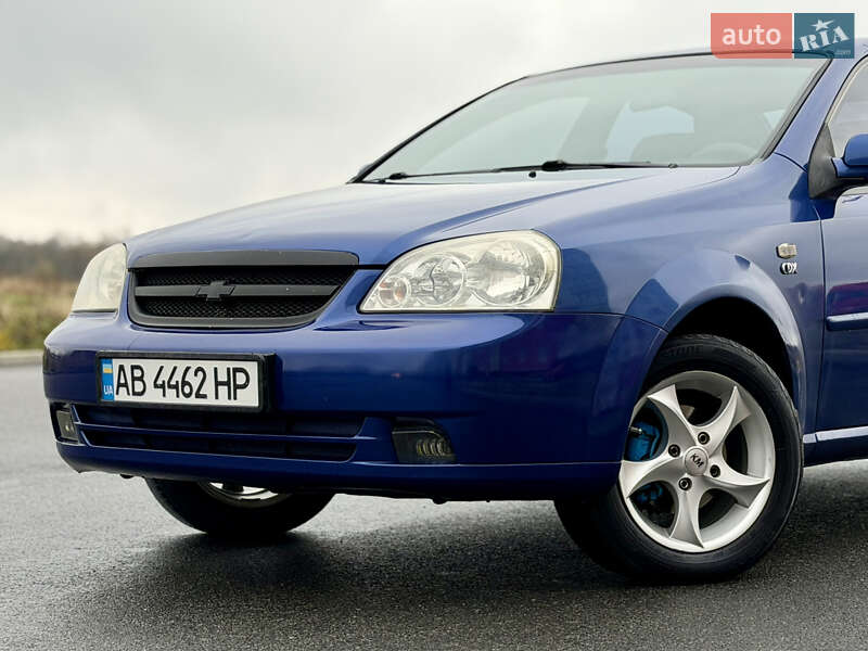 Седан Chevrolet Lacetti 2008 в Виннице