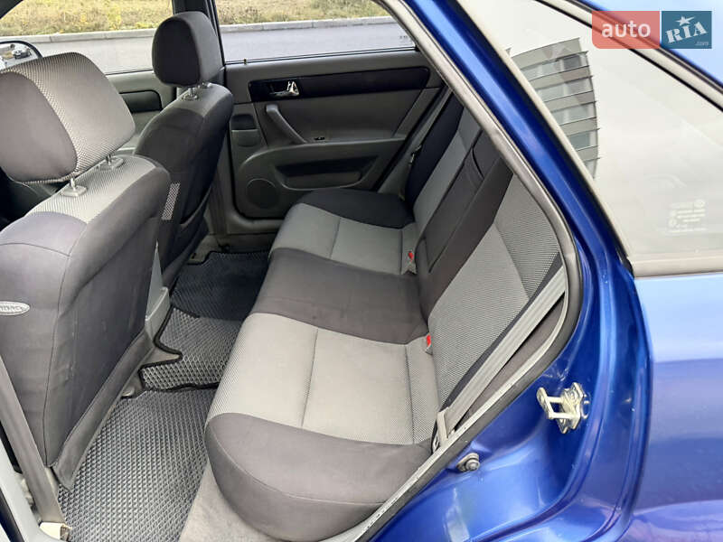 Седан Chevrolet Lacetti 2008 в Виннице