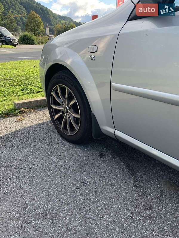 Седан Chevrolet Lacetti 2008 в Ромнах