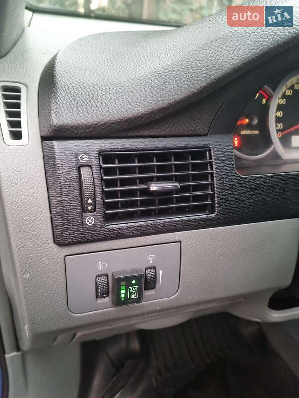 Седан Chevrolet Lacetti 2004 в Вишневому