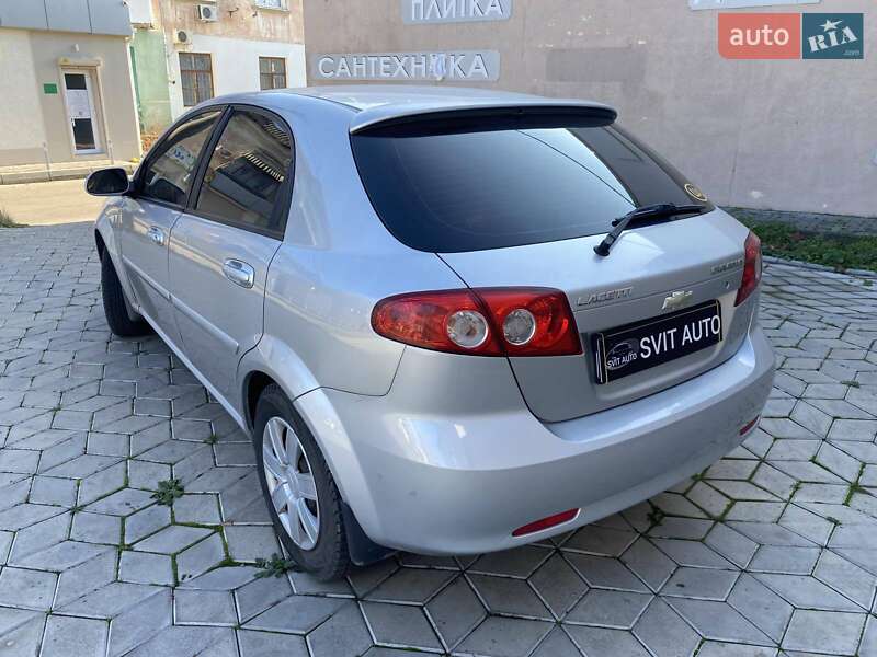 Хэтчбек Chevrolet Lacetti 2007 в Николаеве фото 13 Хэтчбек Chevrolet Lacetti 2007 в Николаеве