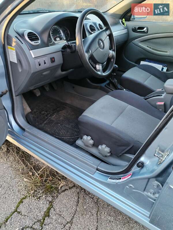 Універсал Chevrolet Lacetti 2008 в Нікополі фото 14 Універсал Chevrolet Lacetti 2008 в Нікополі