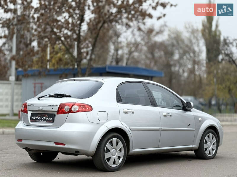 Хэтчбек Chevrolet Lacetti 2006 в Николаеве