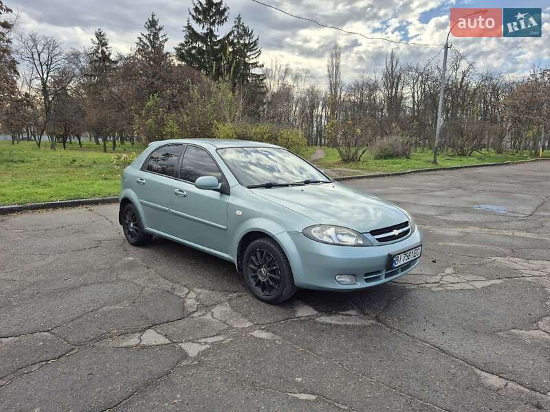 Хэтчбек Chevrolet Lacetti 2005 в Кременчуге