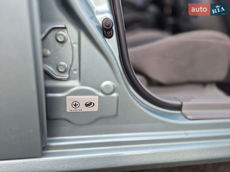 Хэтчбек Chevrolet Lacetti 2005 в Кременчуге