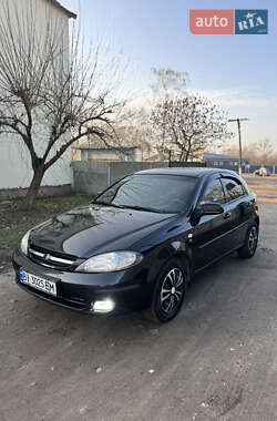 Хэтчбек Chevrolet Lacetti 2007 в Новых Санжарах