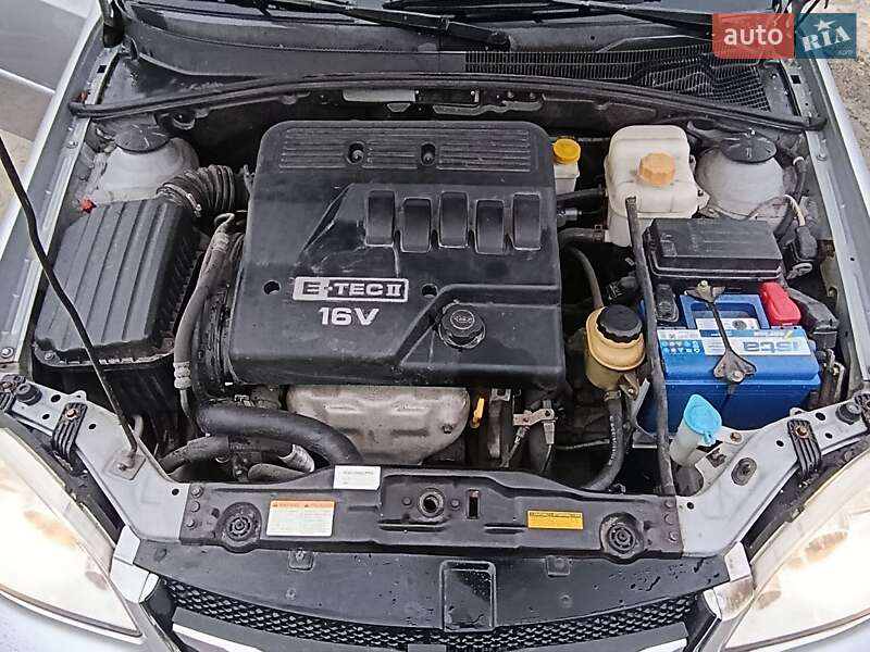 Универсал Chevrolet Lacetti 2006 в Киеве фото 65 Универсал Chevrolet Lacetti 2006 в Киеве